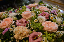 Load image into Gallery viewer, Sympathy or Remembrance Heart Posy