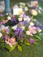 Load image into Gallery viewer, Sympathy or Remembrance Wreath
