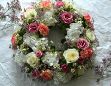 Load image into Gallery viewer, Sympathy or Remembrance Wreath
